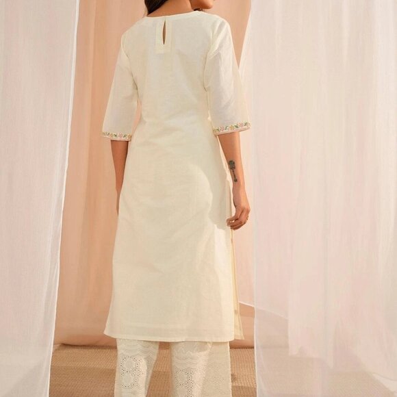 Off White Embroidered Cotton Straight Kurta, Ethnic Indian Wear, Gift for Her - Picture 3 of 4